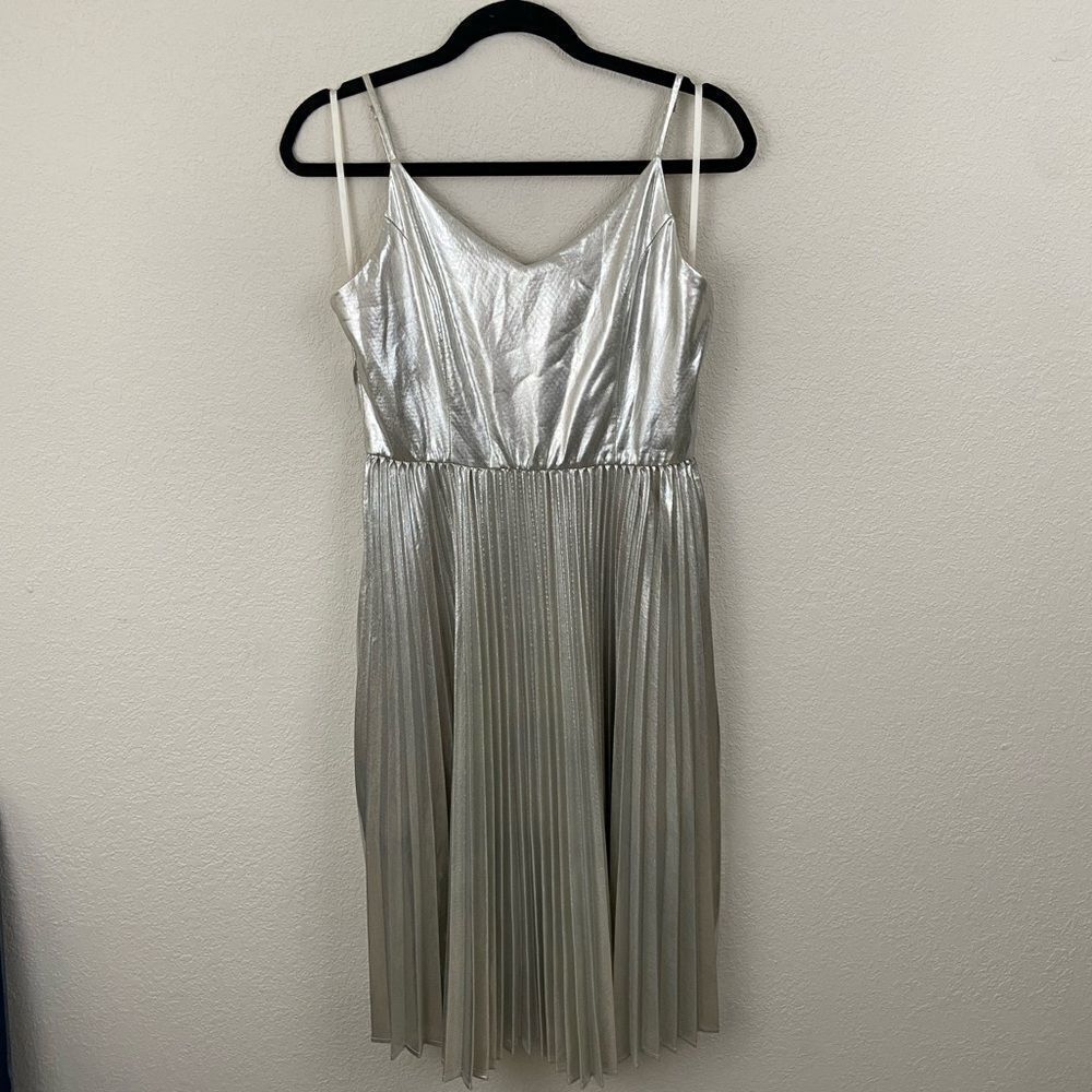 Ark & Co Strappy Shimmery Pleated Dress size Medium